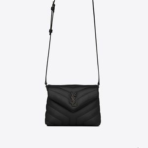 Saint Laurent Toy Loulou (LOULOU TOY BAG IN MATELASSÉ "Y" LEATHER)